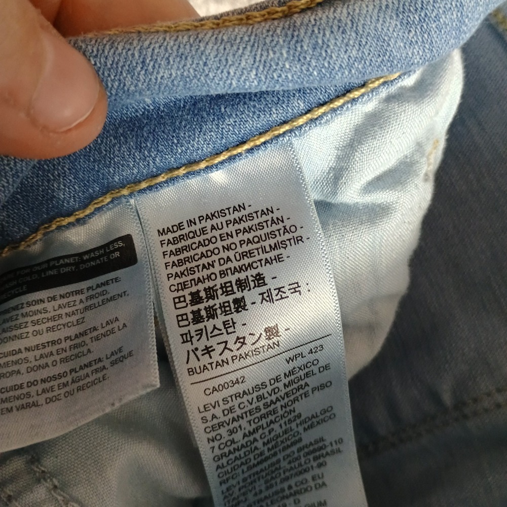 Levi Jeans‎ Women 8M W29 L30 Classic Straight Light Wash Mid Rise Classic USA - Picture 6 of 14